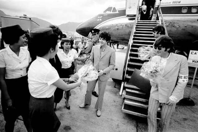 Il Manila Sunday Times pubblicò un articolo che si rivelò essere la miccia che scatenò uno degli incidenti più famosi e pericolosi della carriera dei Beatles.